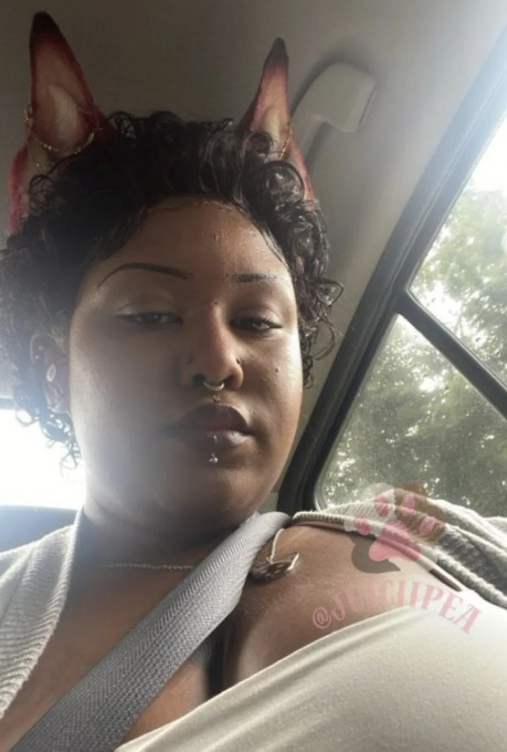 Lightskin bbw image 8