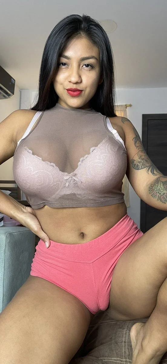 Karo vargas image 10