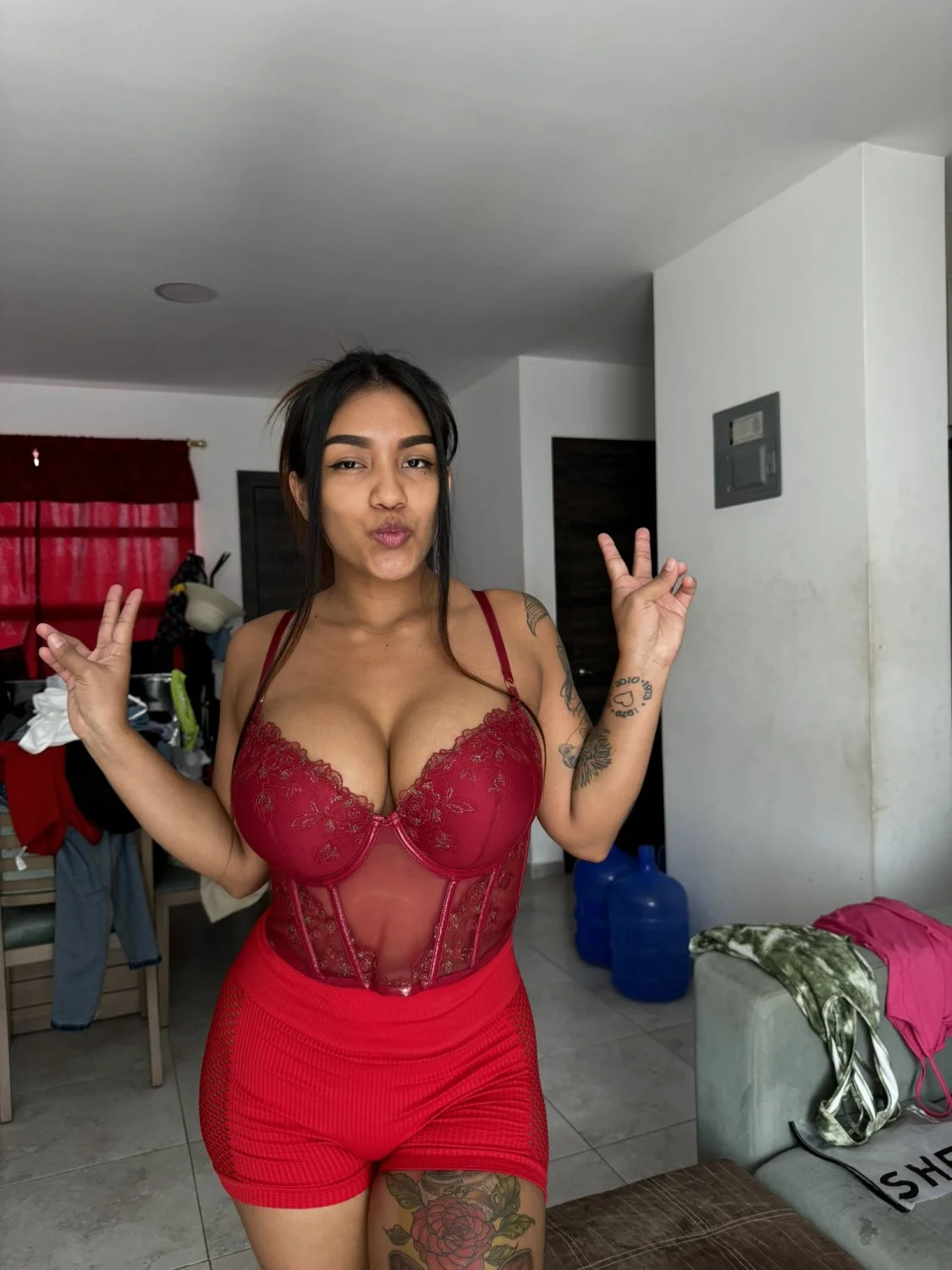 Karo vargas image 34
