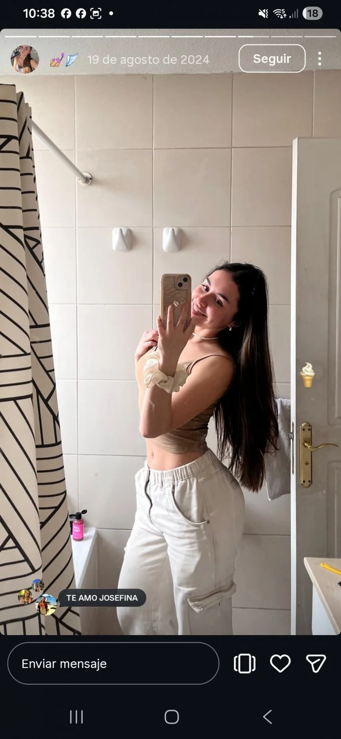 flaquita rica ♥️✨️💘 image 6