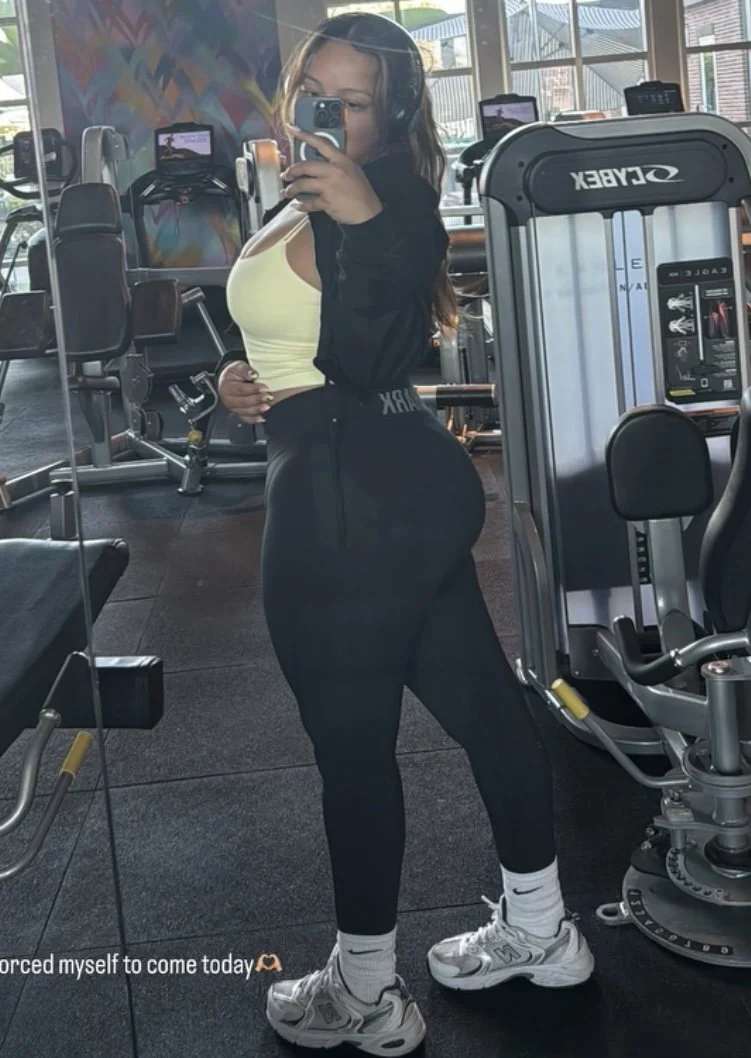 Insta baddie Ana image 9