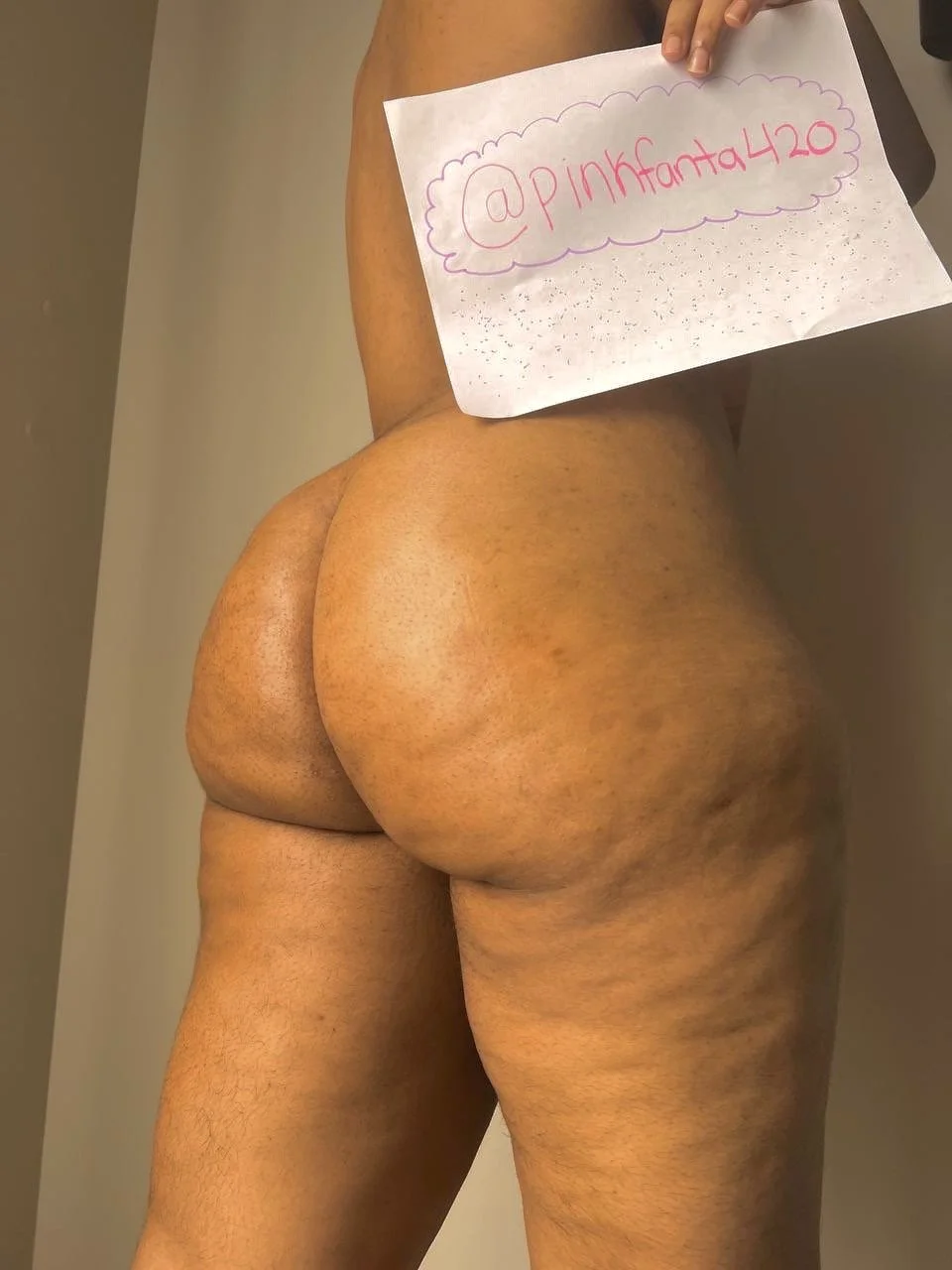 Big booty African😍🍑 image 5