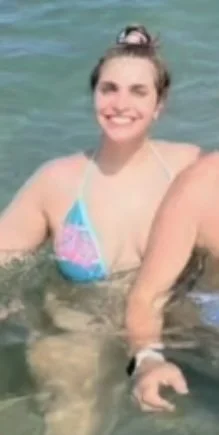 Canadian Hottie Ava image 2
