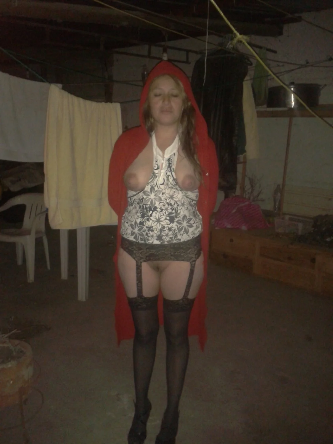 Mi güerita de caperucita image 7