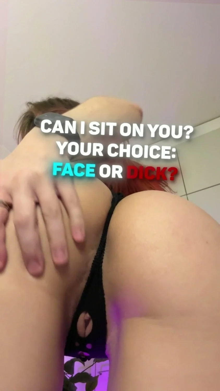 🔞 Sexy big tits petite cumming hard naked wet pussy 🍑💦 OF now image 4