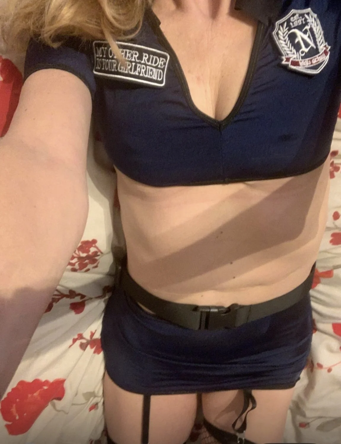 MILF police officer image 19