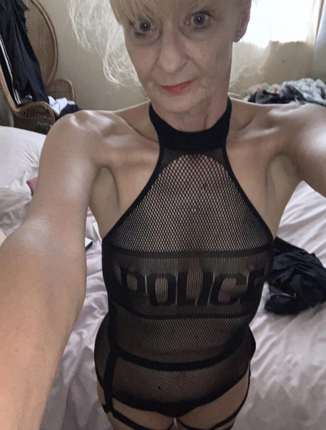 MILF police officer image 5