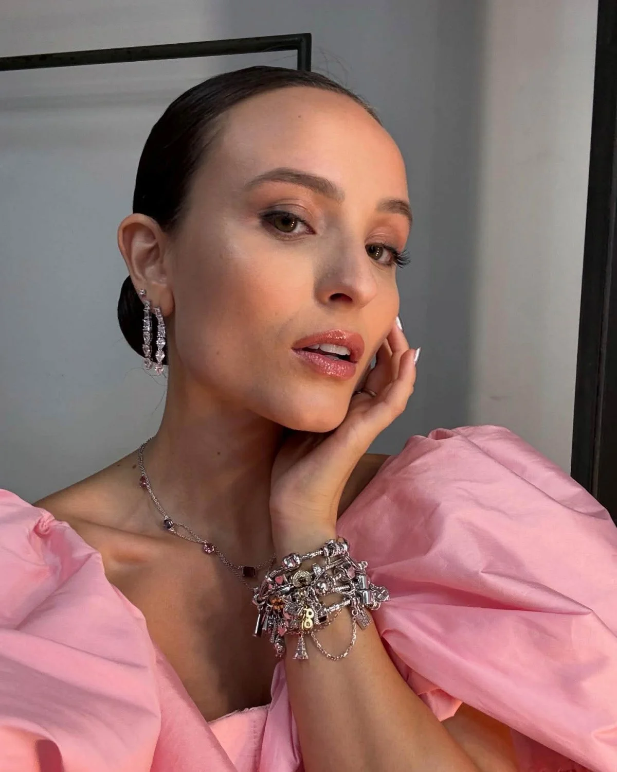 Larissa Manoela lindissima...novas fotos perfeitas main image