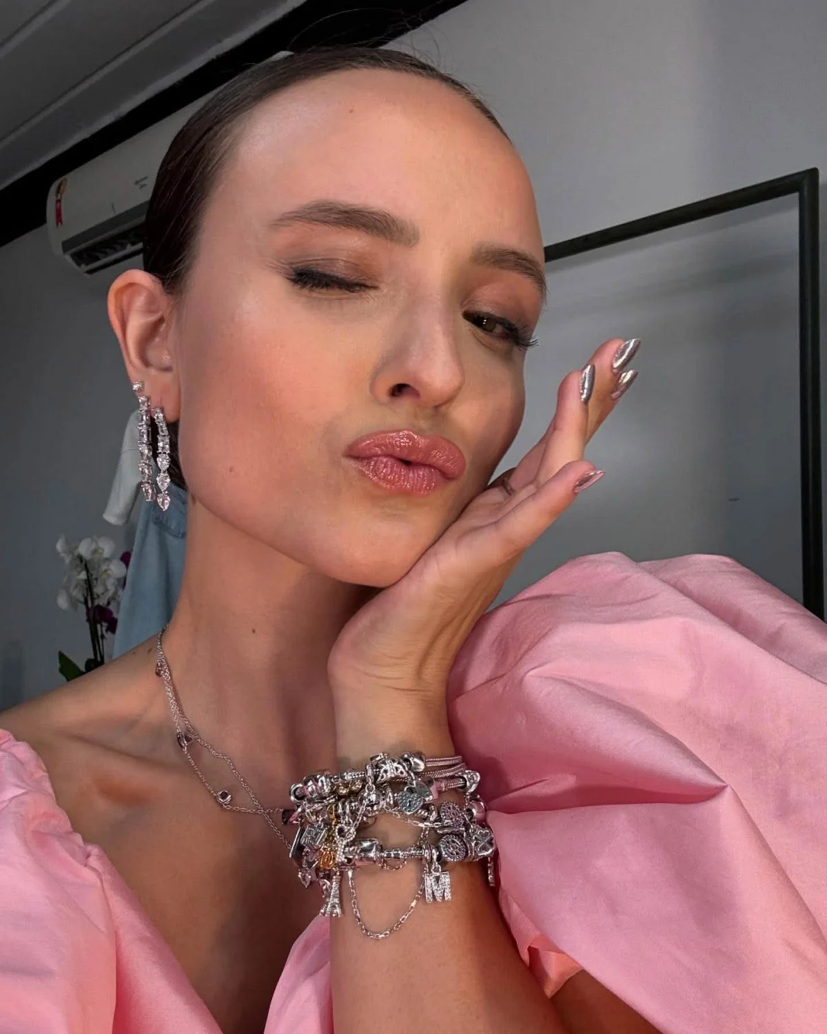 Larissa Manoela lindissima...novas fotos perfeitas image 3