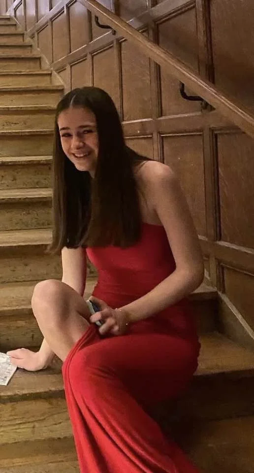 British slut Nicole lost in IRL game image 8