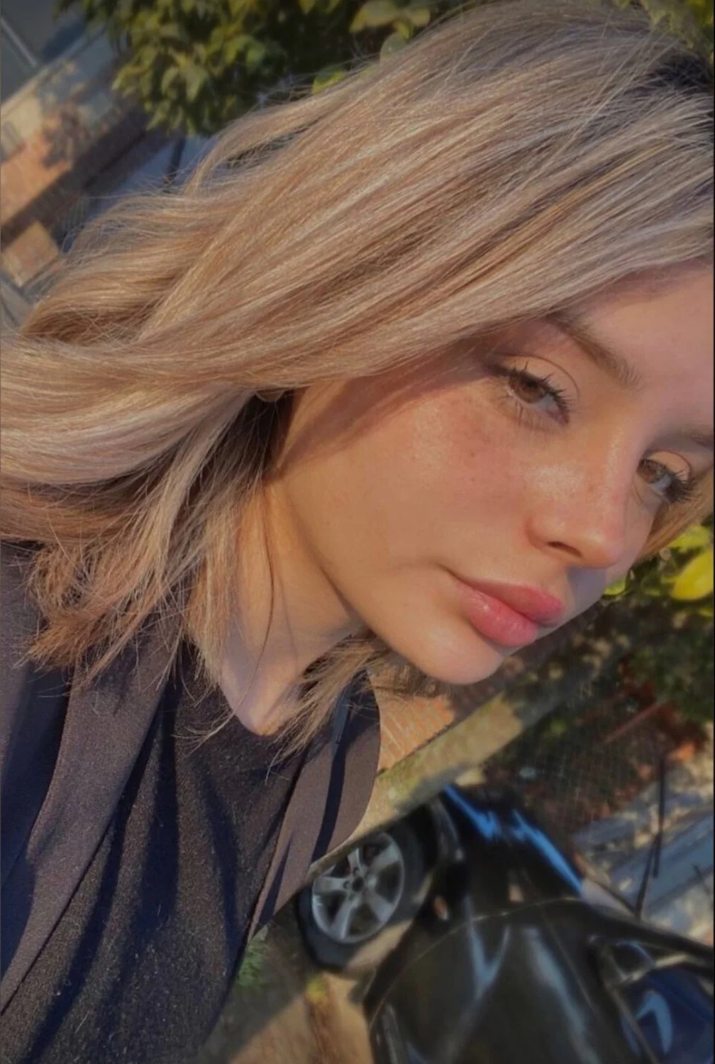 Gorgeous Latina shows off her perfect body image 18