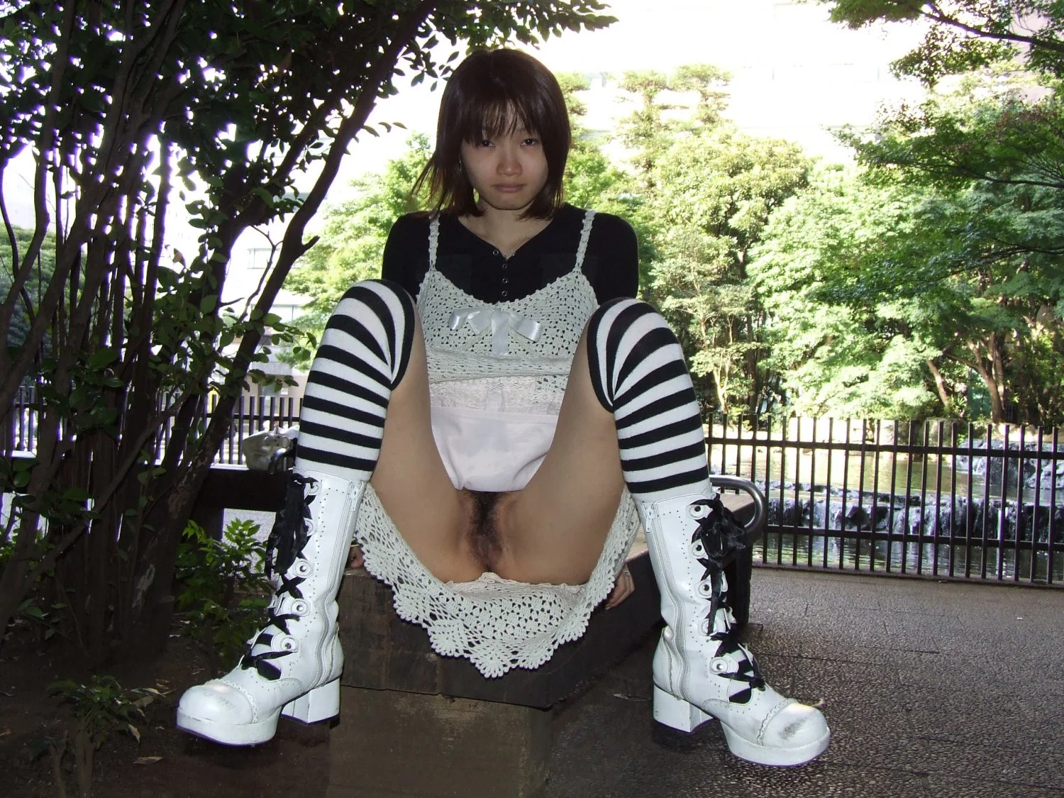 Japanese amateur girl 8-2 image 17