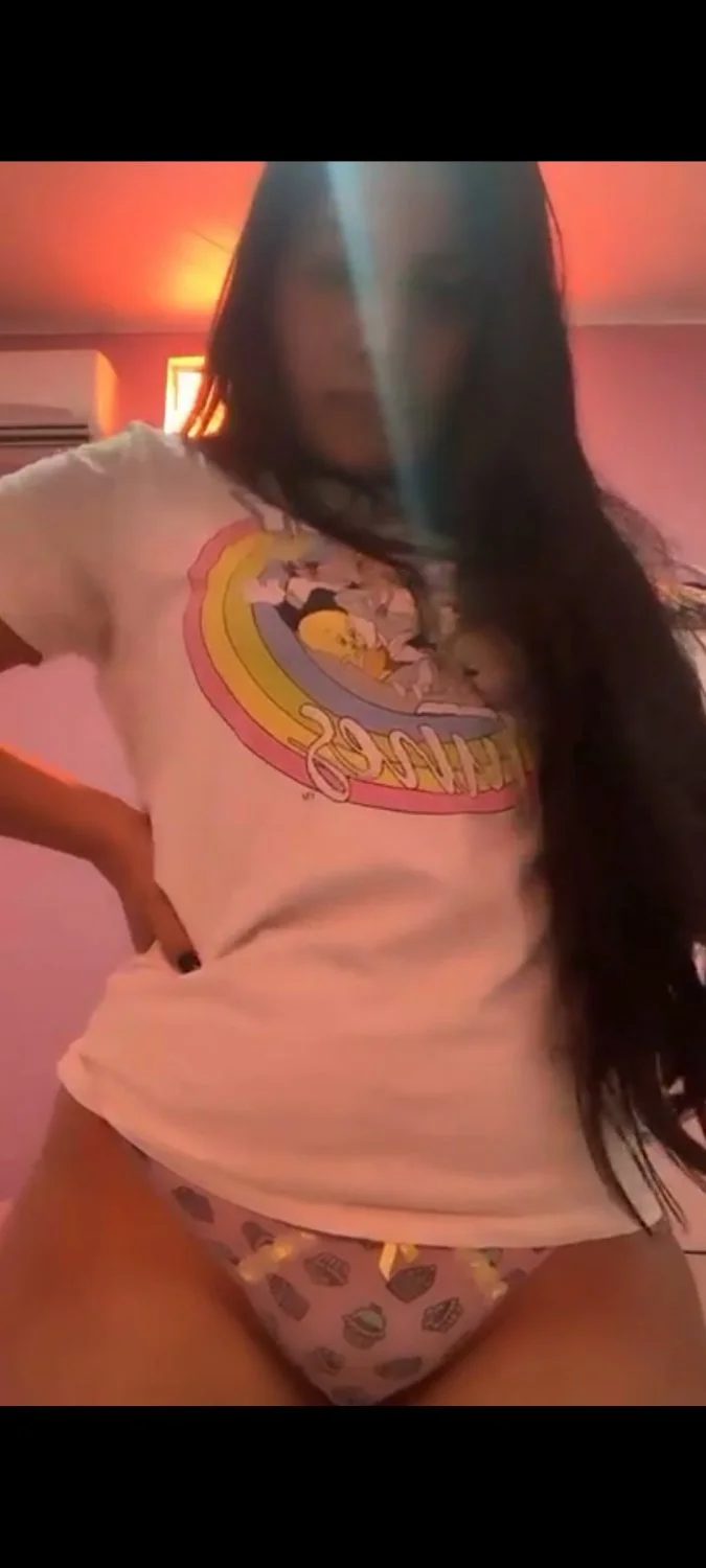 Morena Rabuda live image 21