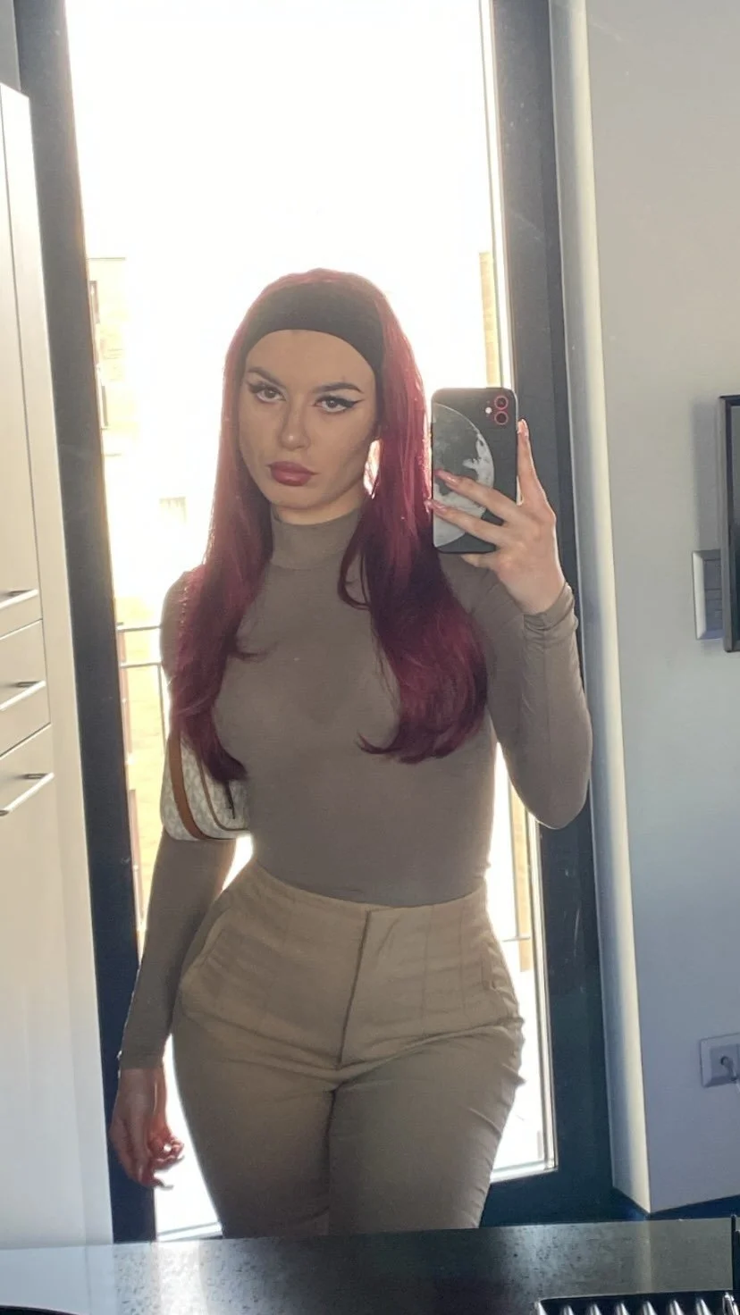 Thick Romanian snowbunny Emma image 39