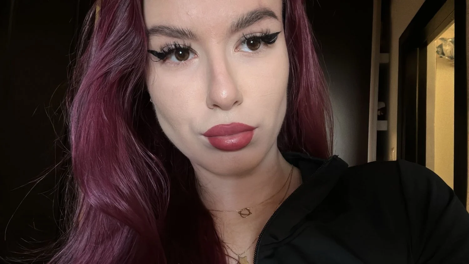 Thick Romanian snowbunny Emma image 48