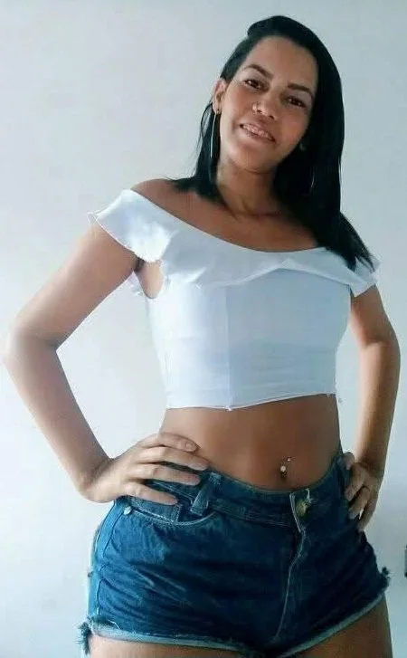Puta cavala maconheira, época do Facebook essa puta me fazia leitar muito pra esse rabo image 3
