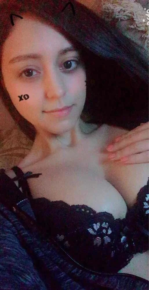 Lexi image 14