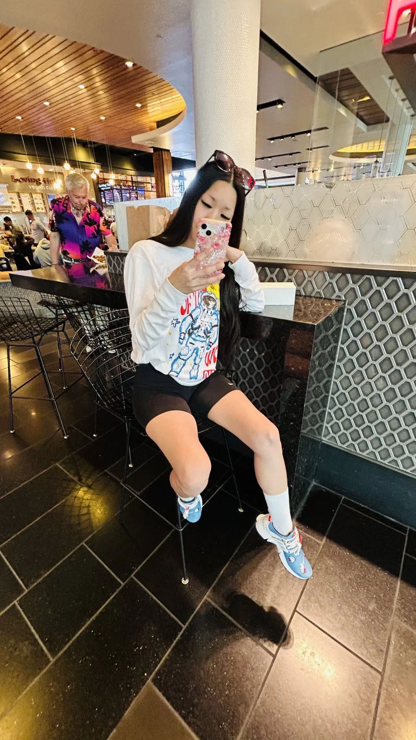 Stephanie a Slutty Asian Wife from Arizona image 5