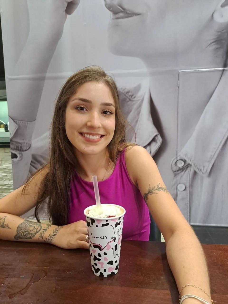 Vazou casalzinho fodendo! Loirinha novinha gata e muito putinha! main image