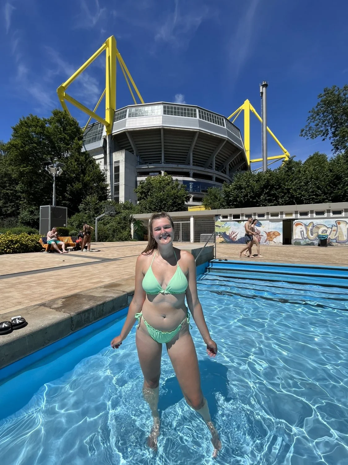 Wank Over British Katie image 17
