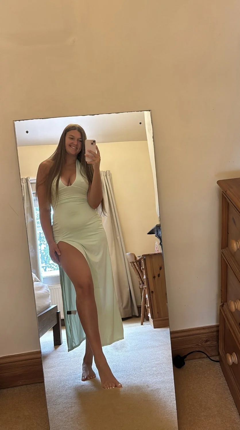 Wank Over British Katie image 35