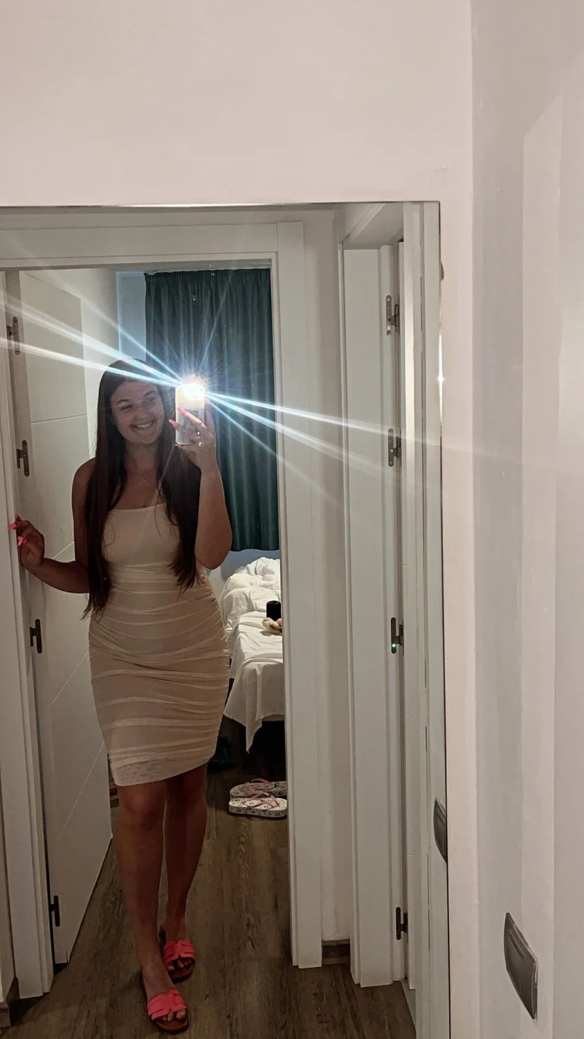 Wank Over British Katie image 9