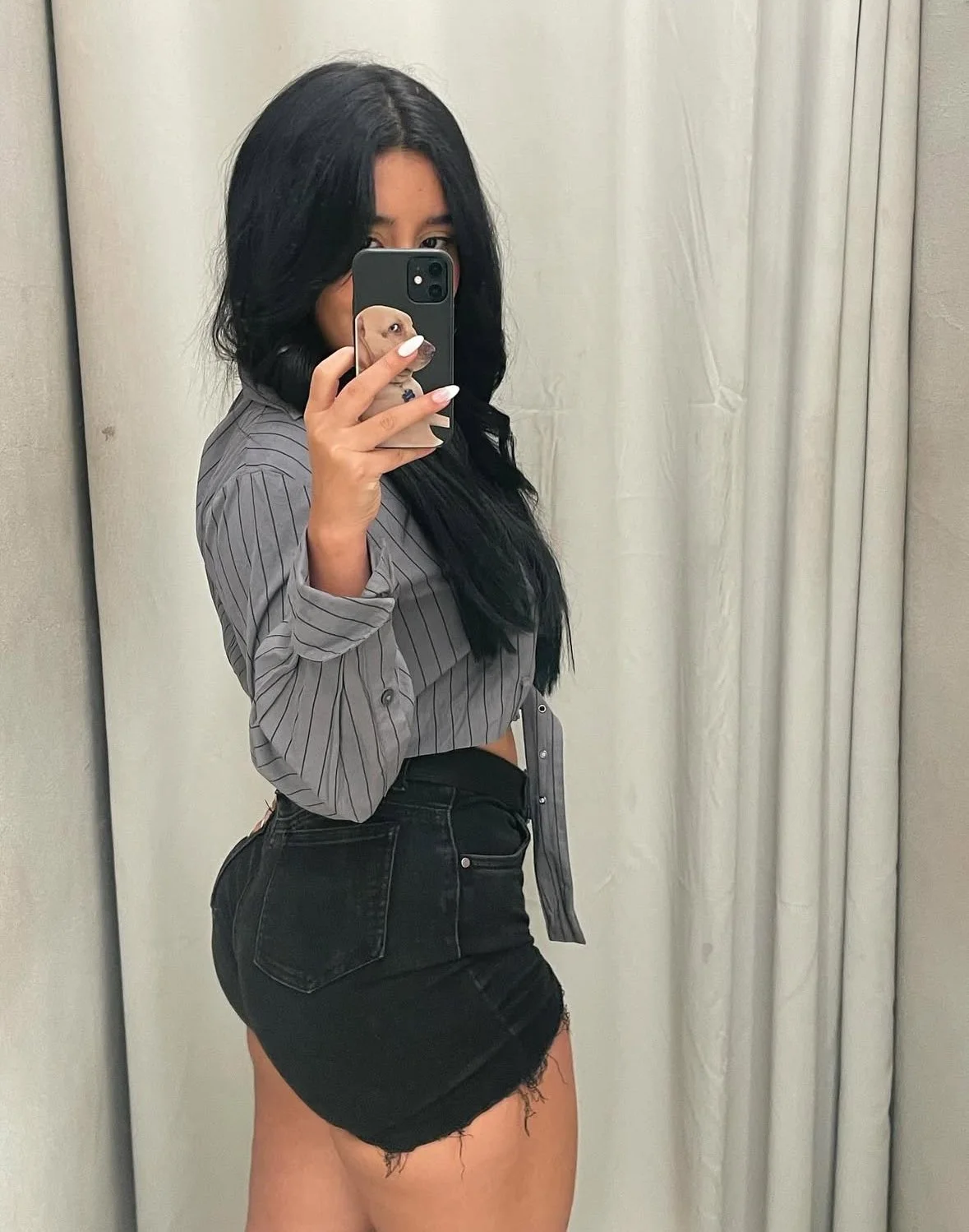 Qué opinan de esta morena mexicana culona?? image 4