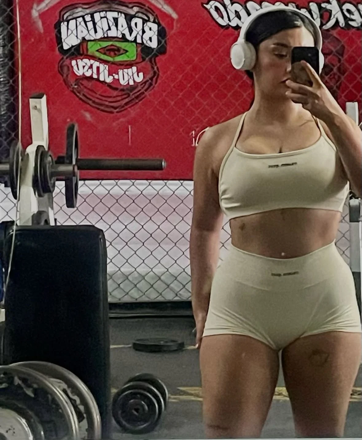 Qué opinan de esta morena mexicana culona?? image 7