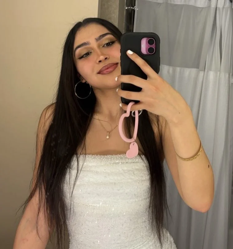 Sexy thicc 19yo latina teen Mary image 3