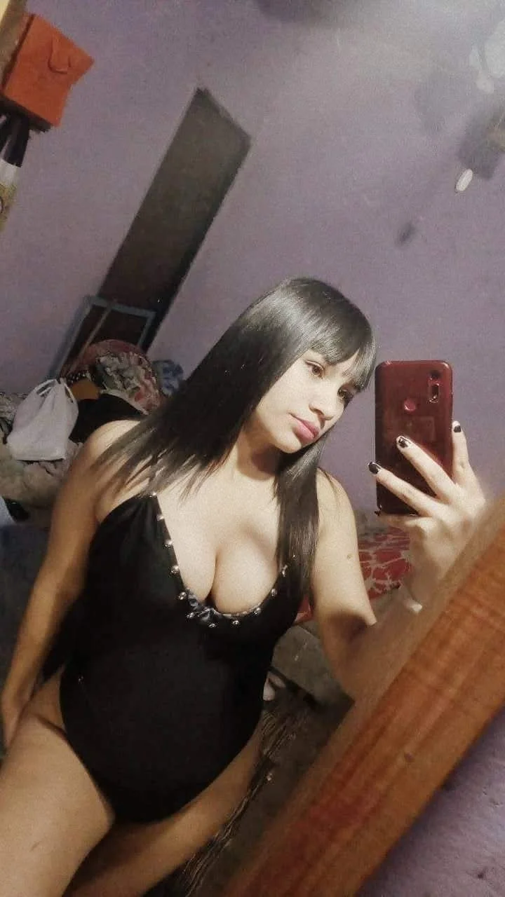 Valen Ponce 🍑🥵 Parte #1 image 6