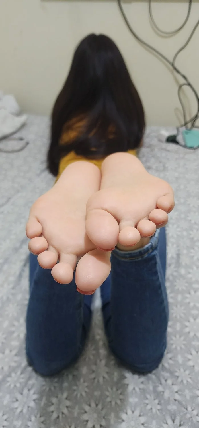 Cute feet image 4
