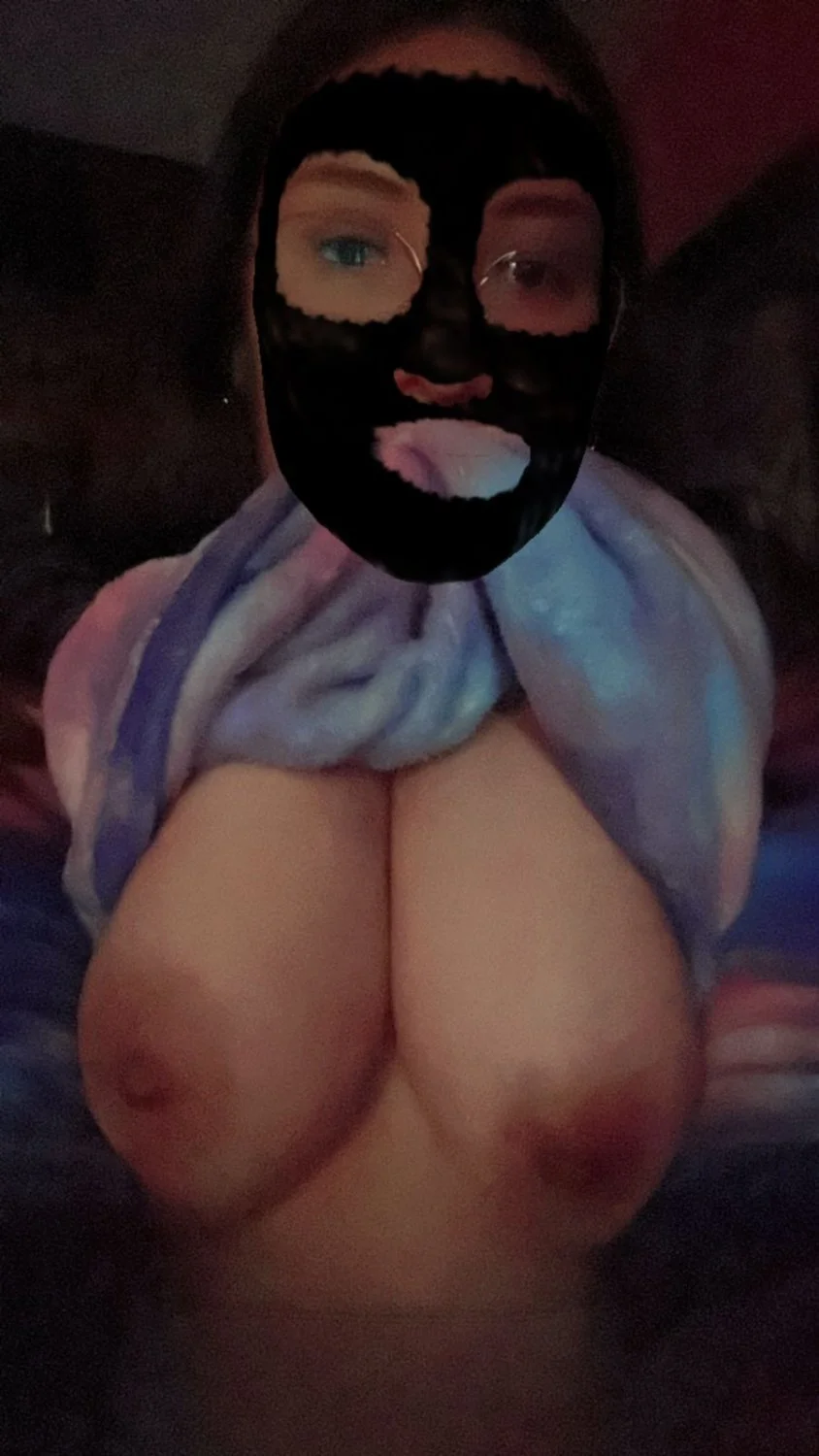 Hermosas tetas image 15