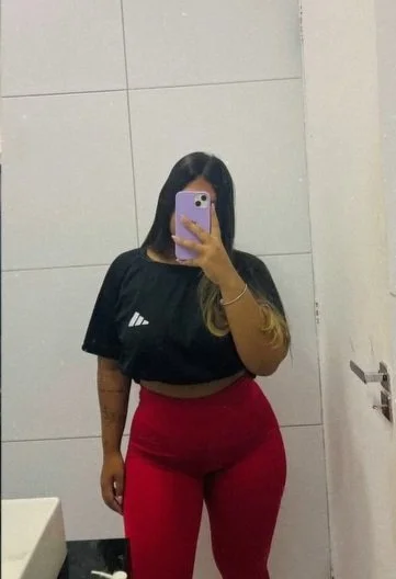 A olhada dessa puta bate na alma, depósito de leite do corno part 1 image 8