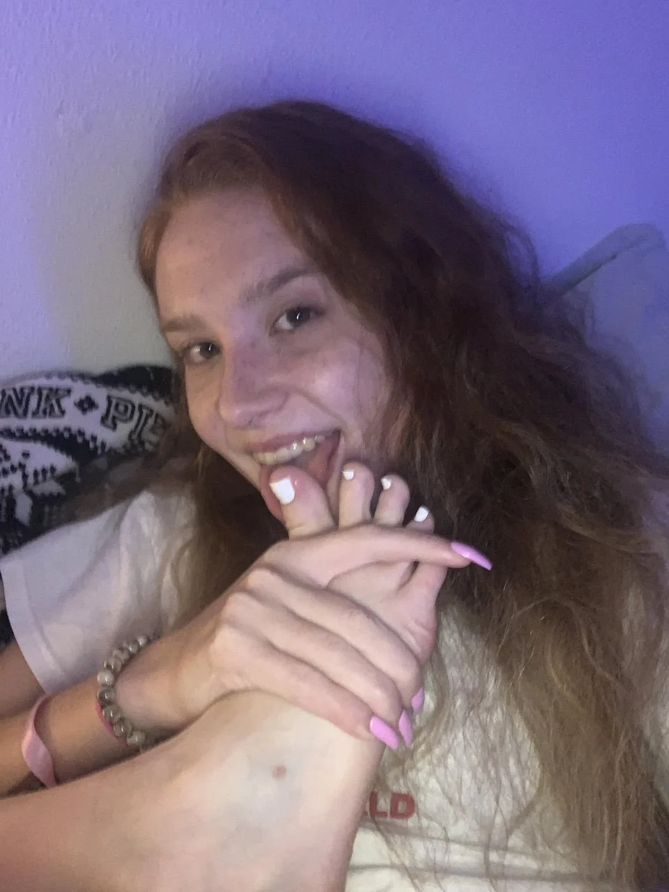 Submitted Redhead Webslut Cheyenne image 5