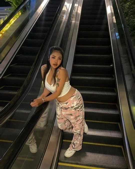 this fatass (smh) main image