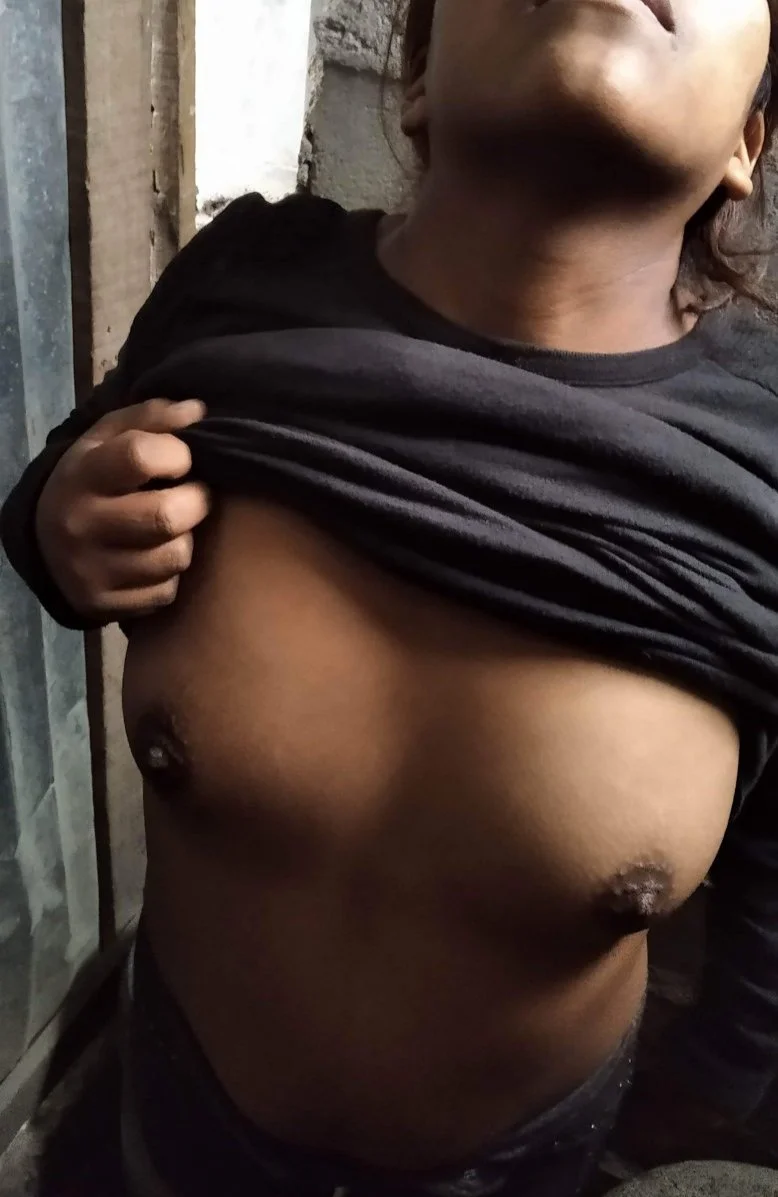 Amiga putita me manda sus tetas, me gusta exprimirlas y q gima la puta image 12