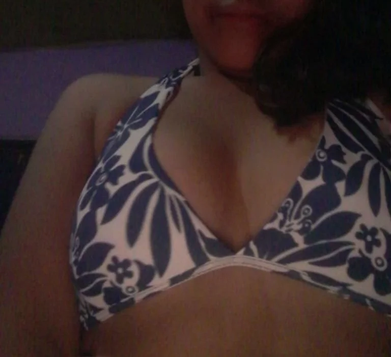 Amiga putita me manda sus tetas, me gusta exprimirlas y q gima la puta image 3