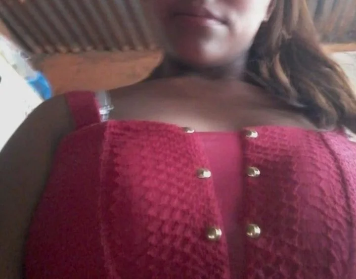 Amiga putita me manda sus tetas, me gusta exprimirlas y q gima la puta image 7