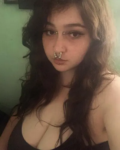 CuteGothicSlut cover image