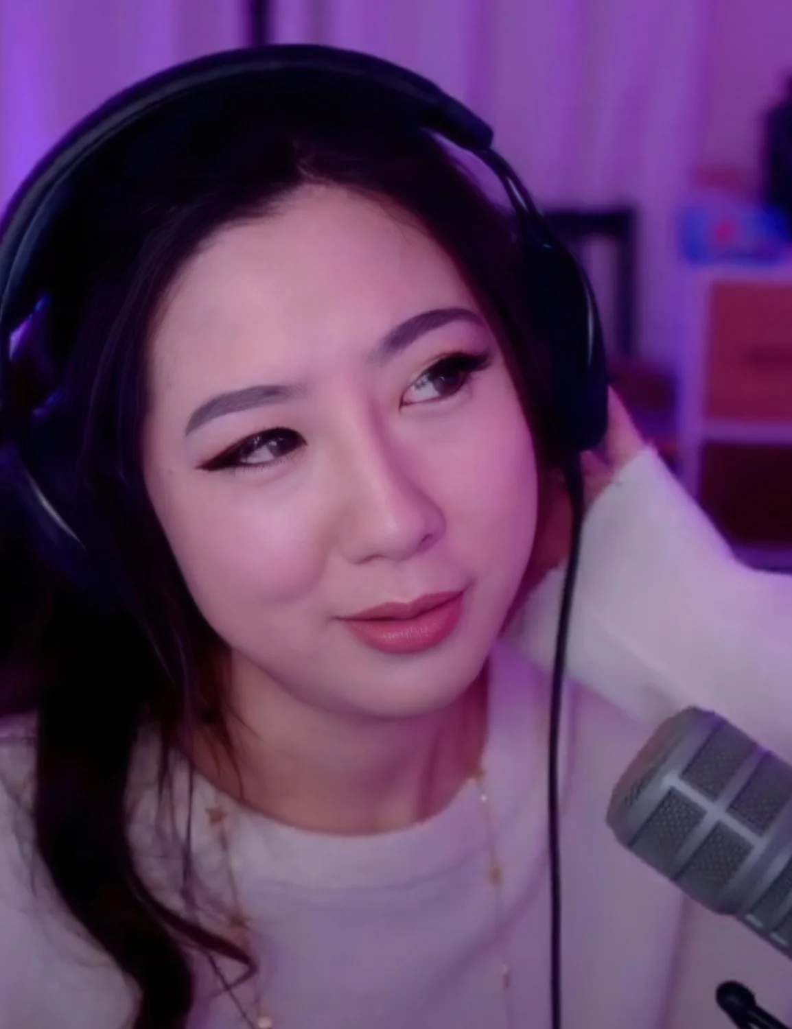 Fuslie [10] image 16