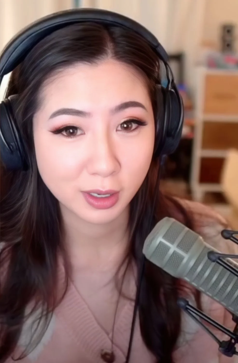 Fuslie [10] image 24