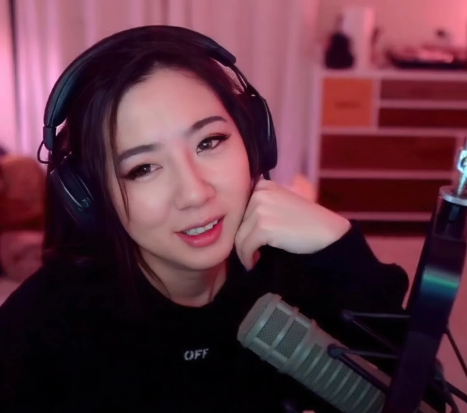 Fuslie [10] image 43
