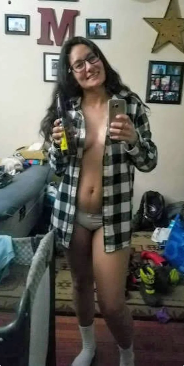 Latina mama loves doggystyle image 1