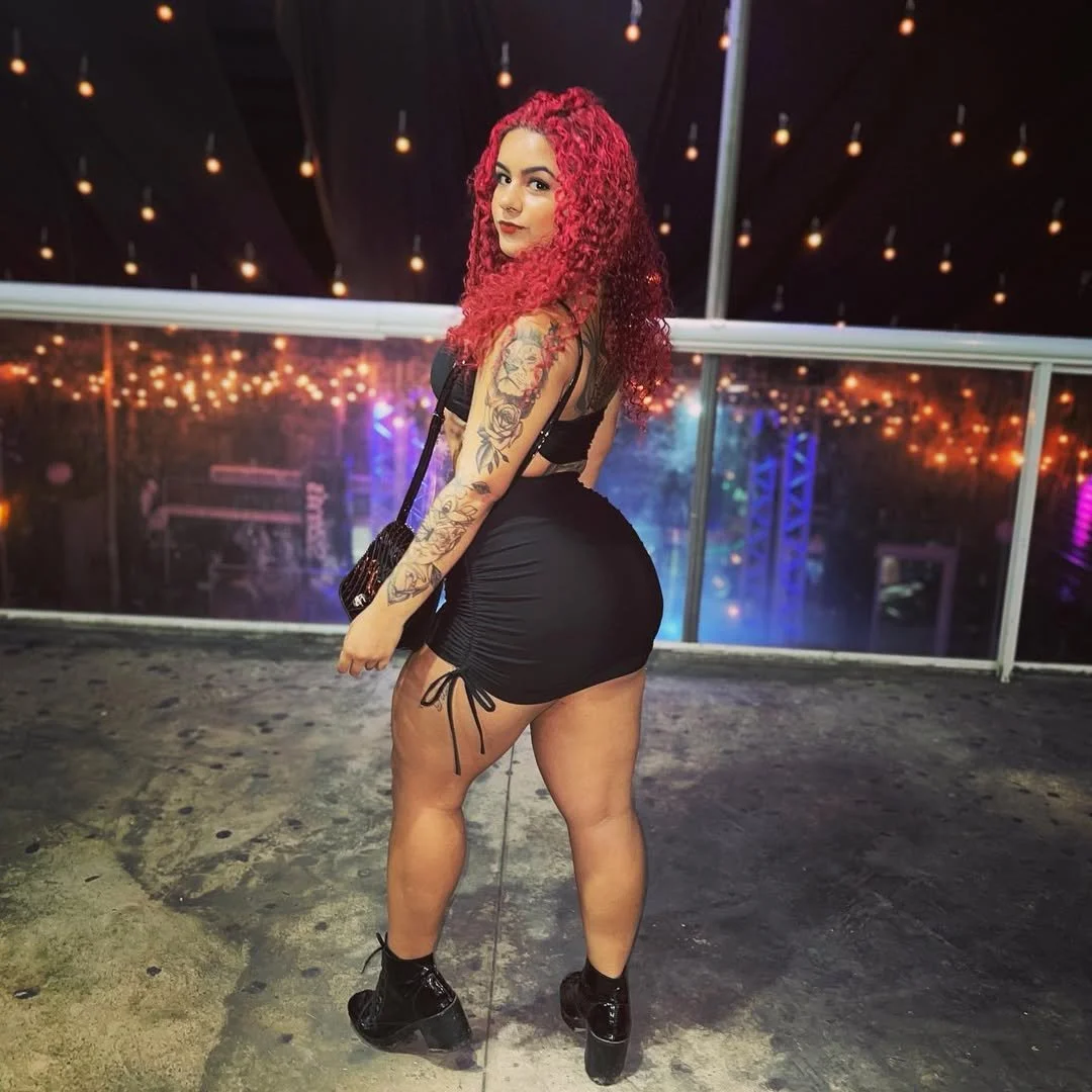Bîēlly Lïmª Ruiva Deliciosa image 5