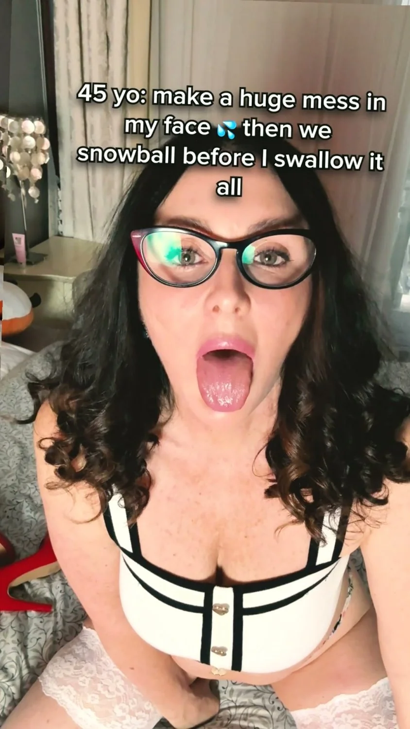 🔞 wild big boobs nude slut riding cock dripping 😈💦 See OF image 4