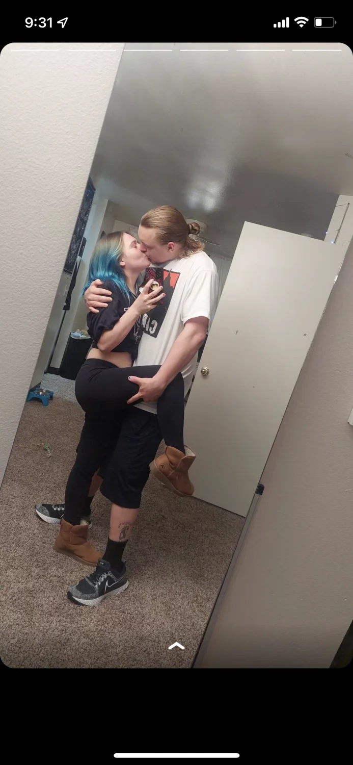 Shared slut Kylee she’s a mom now image 15