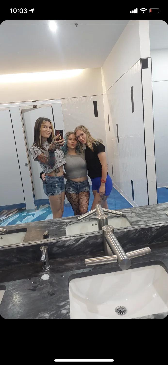 Shared slut Kylee she’s a mom now image 19