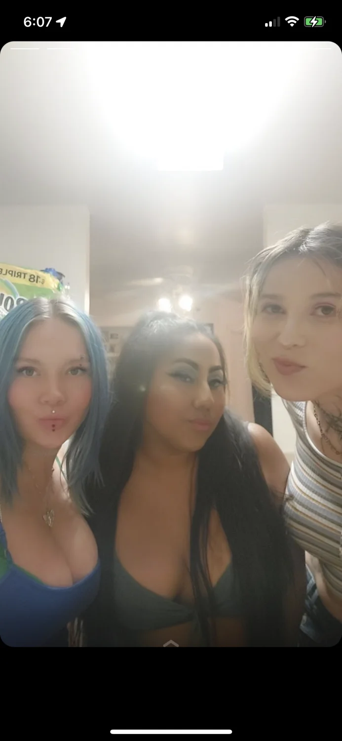Shared slut Kylee she’s a mom now image 9