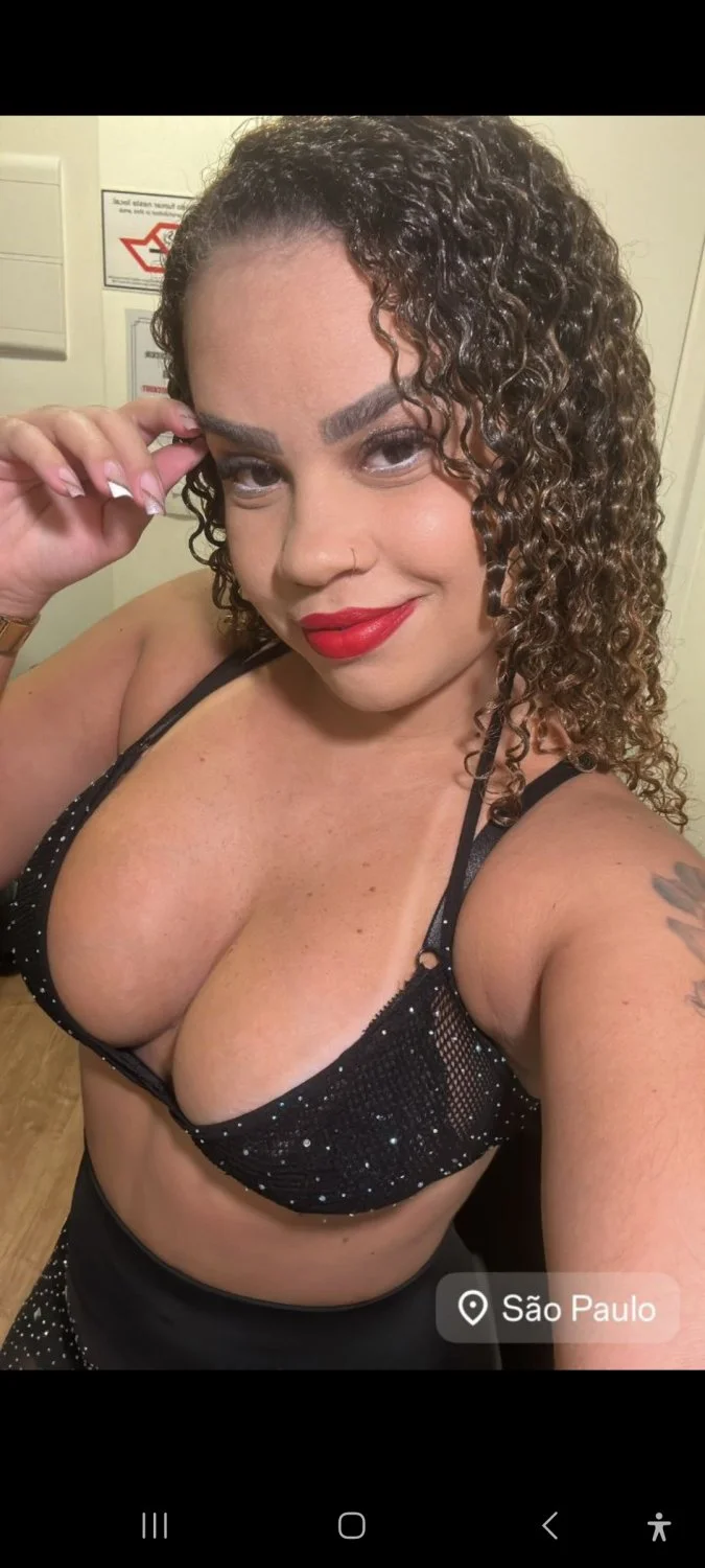 Karla fontão fudendo gostoso image 9