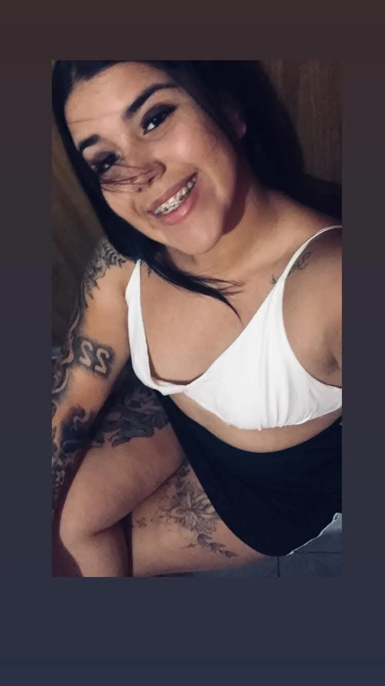 Gordita sexy parece muy putita🤤😋 image 2